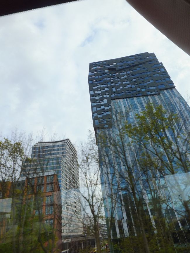 変わったビル発見！！