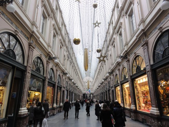 「ショッピング・アーケード」　です。<br /><br /><br />