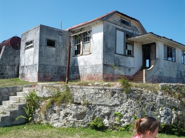 かつてのプランテーションの主人の家。今は廃墟となっている。