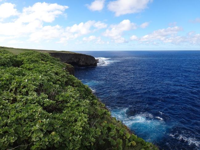 景色は抜群だけど、バンザイと叫びながら多くの日本人が飛び降りたと聞くと切なくなります。