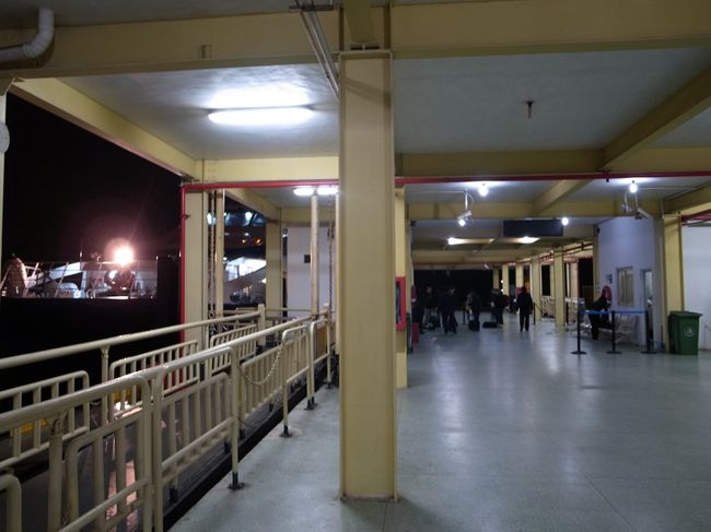 永遠にたどり着けないのではないかと思われた蛇口港に２時間かけて到着。<br />通常であれば４０分で着く距離です。