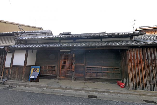 歴史のある住宅だ　モーツアルトが生きていた同時代の建物だ