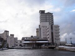 「虹と海」に到着しました。

天気は晴れと吹雪と交互に、頻繁に変わっていました。