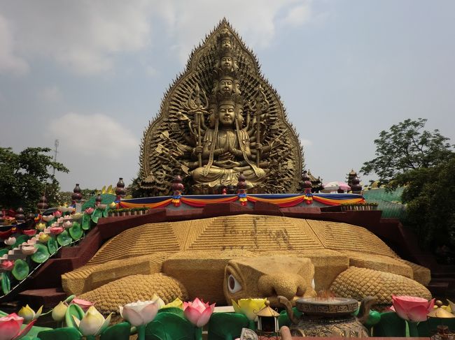 やたらでかい。