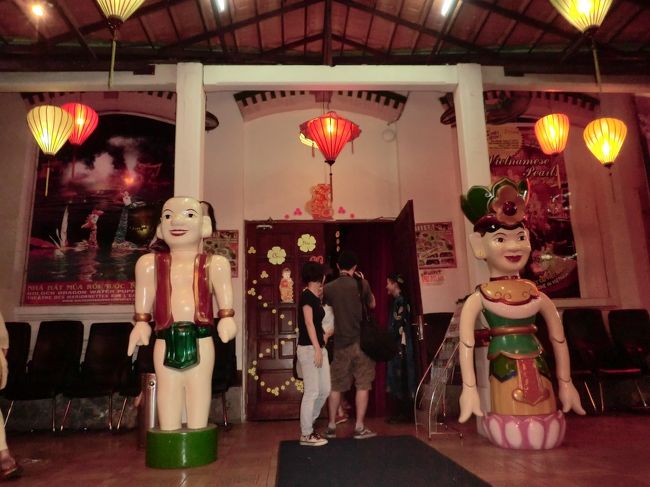 こんなかわいい（？）人形たちが動きます。<br />