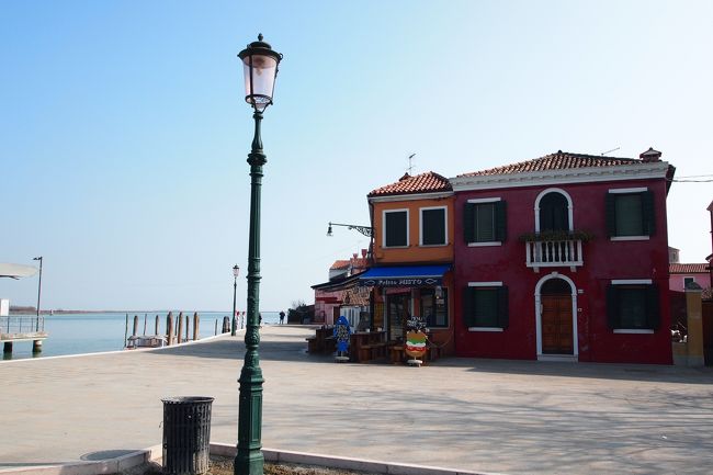 ここが船着き場、本島に戻ります。<br />30分感覚くらいでヴァポレットは来るようです。<br /><br />有名な「ベニスに死す」の舞台はリド島<br />ブラーノ島よりも本島に近いので、次は行ってみたい。