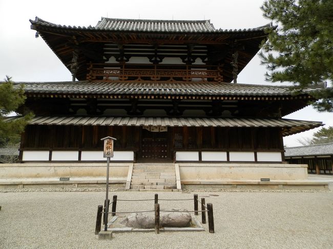 じゃ、パンツを・・・。<br />って違うの！！<br />ヽ( )｀ε´( )ノ ﾌﾞｰﾌﾞｰ!!