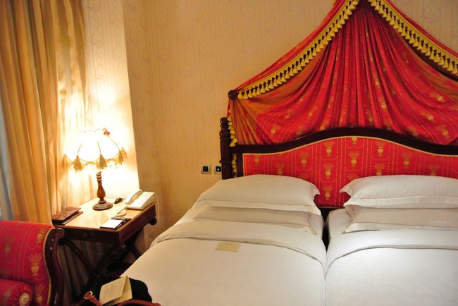 ゴージャスな内装。