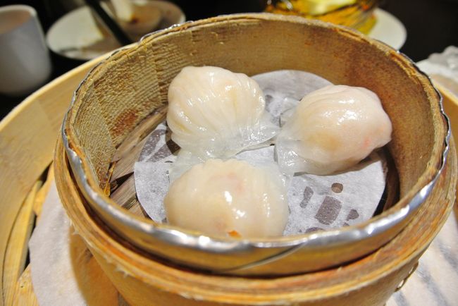 えび蒸し餃子！<br /><br />ぷりっぷり。