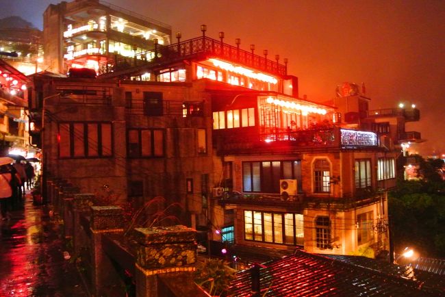 なんかすごい雰囲気ですよね。<br /><br />日本にはない感じ。