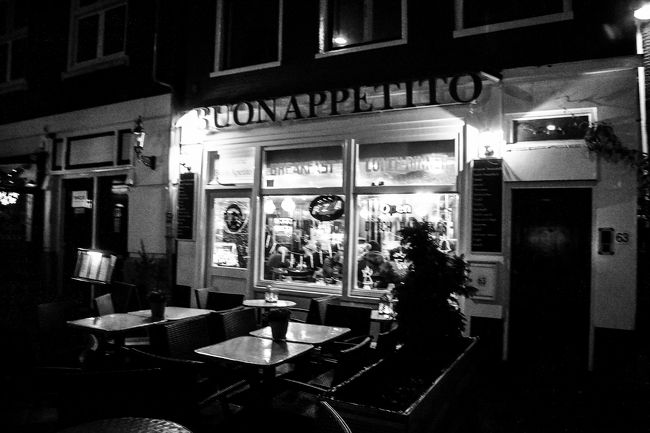 レストラン見つけましたが<br />中途半端におなかがふくれていましたので<br />なんとなく入りそびれてしまいました。