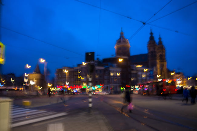 スキポール空港から列車で中央駅まで。<br />（実は1本列車間違ってしまいました。とほほ。。。）