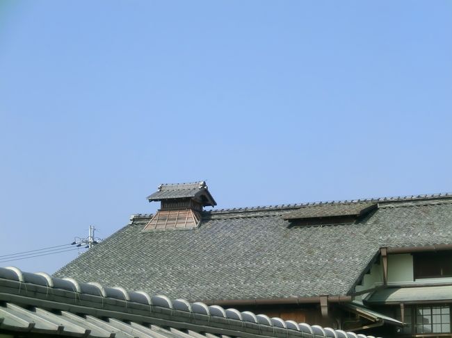 屋根の上にあるのはなんでしょう？<br /><br />櫓？？