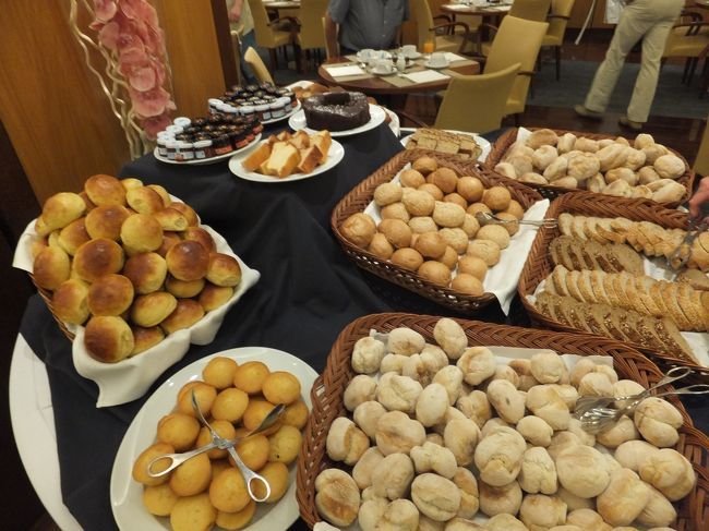 ６：１５　起床<br />７：００　朝食<br /><br />