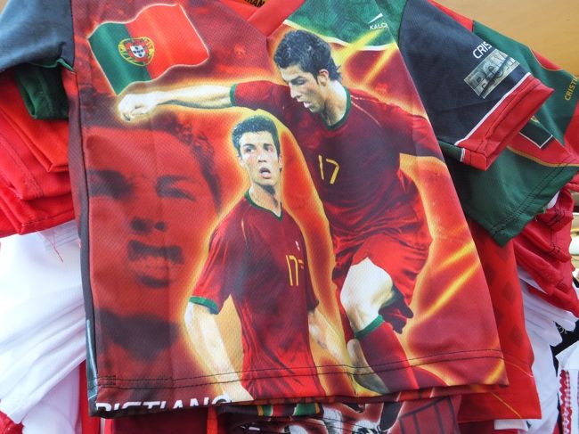 ポルトガル代表のクリスティアーノ・ロナウドのＴシャツ