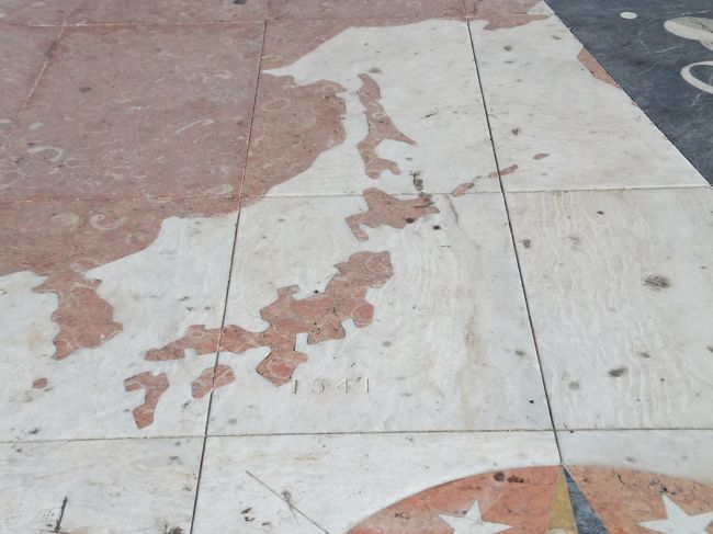 日本は端っこです。<br />ポルトガル船が豊後に漂着した年号＜１５４１年＞が記されています。