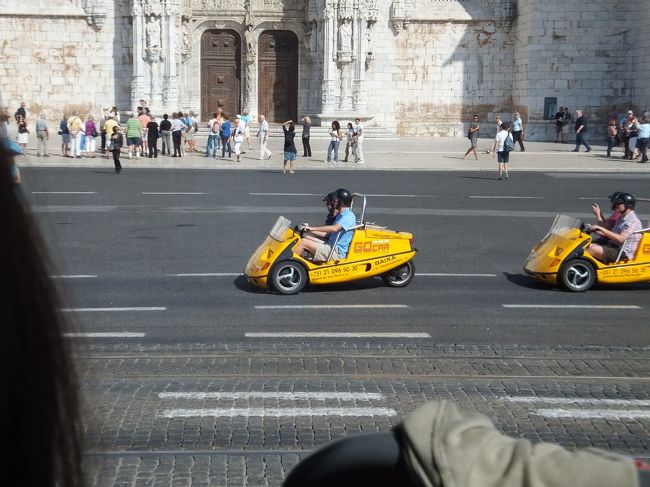 こちらではゴーカートに乗って市内観光をするツアーがあるそうです。<br />面白そうですが、ちょっと勇気がいりますね。