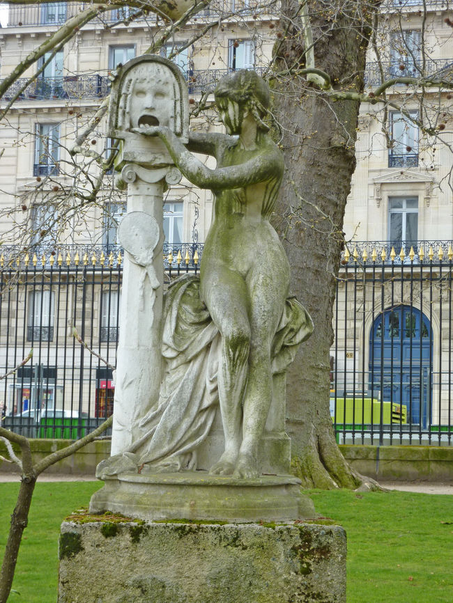 「嘘をつくような人は手を噛み切ってしまう。」