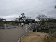駅から徒歩10分ほどで姫路城に到着。
約20年ぶり3回目の姫路城です。入城料400円。