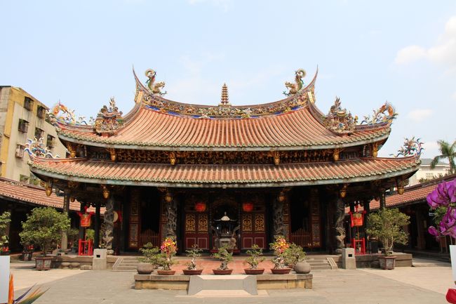 【3日目】保安宮<br /><br />龍山寺とかに比べると観光客は少なかったですが、<br />落ち着いたいい雰囲気でした。