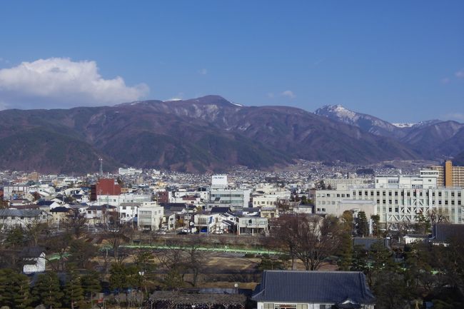 天守閣からの眺め<br /><br />ゆっくりしてたら時間がなくなったので<br />慌てて帰りました。<br /><br />またゆっくり松本観光したいな