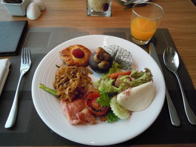 こちらはわたくし☆<br /> <br />2日間、カフェオレ頼んだら、カフェオレ飲みますか？と言われたー☆　<br />覚えてくれたんだ！