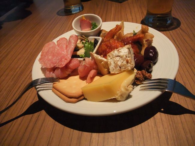 空港行く前に、、ラウンジでお食事♪<br />これだけでも、、追加料金の元とったーーー！！！(笑)