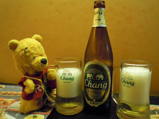 時計を見ながら、、まだ３，４０分あるから大丈夫！！<br /><br />じゃ、、最後にチャンビールでカンパーーーイ☆<br /><br />あーー、やっぱり！！このジョッキ欲しい！！<br /><br />“ちゃんびーるちゃん☆おわかれでしゅ・・・・・。”