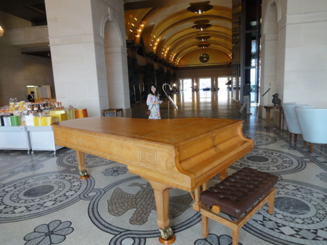 ホテル自慢のピアノ