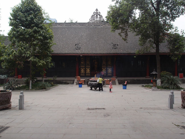 大雄宝殿の背面です。