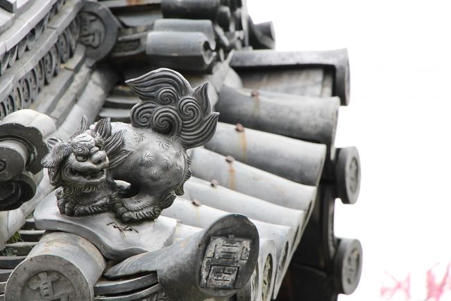 さらに、獅子までも・・・。<br /><br />では、「ならまち」のほぼ南端まで来たので、引き返すことにします。