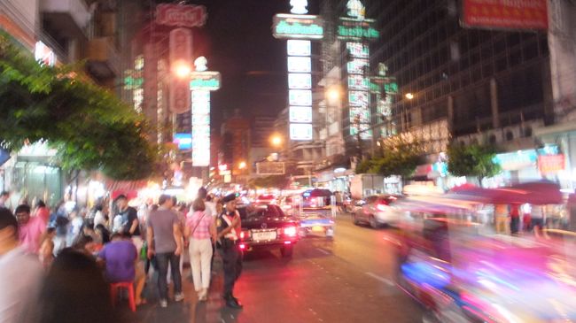 手ブレと思ったら結構幻想的ないい写真。