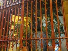 帰りがけに立ち寄った小便少女。多くは語るまい。

どちらかと言えば、この像よりも見物客の反応を見るほうが楽しかったりして（笑）