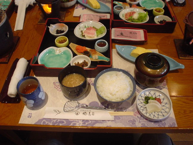 朝食<br /><br /><br />豪華〜〜〜\(~o~)／<br /><br /><br />茶粥がいいね〜♪