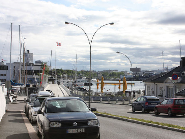 ドロンニンゲン桟橋方向を、振り返って。<br />