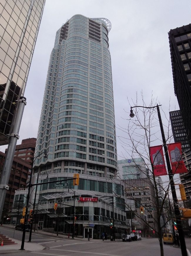 ①２７日　　「マリオットホテル」14:52　<br /><br />ダウンタウン到着<br /><br /><br /><br />チェックイン<br /><br />　↓<br /><br />奥様の学校へ<br /><br />　↓<br /><br />ホームステイ先（スーツケースメチャ重い）<br /><br />　↓<br /><br />ホテルへ<br /><br />　↓<br /><br />ダウンタウン「侍」で食事