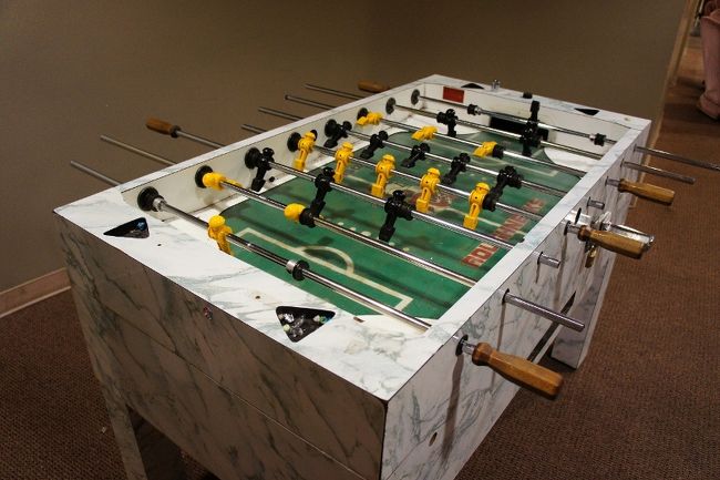 ②２８日　　「ＶＣイングリッシュ・センター」<br /><br />ここの学校は通りに入口が有り入ると階段で地下<br /><br />というか半地下へ。広いフロアがあります。<br /><br />ワンフロアだけど、とても広々としてますね。