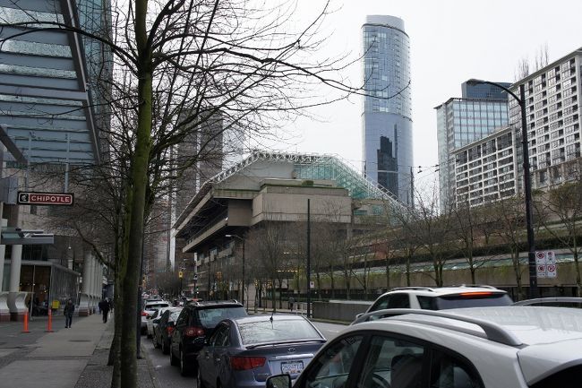 ②２８日　　「Down town」<br /><br />何処の駅ぞや？