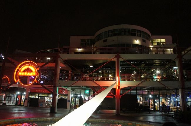 ③２９日　　「Lonsdale Quay」<br /><br />ホームステイ先～バス～シーバス<br /><br />で・・ＷＴＣ学校へ　<br /><br />何度利用しただろう。懐かしい