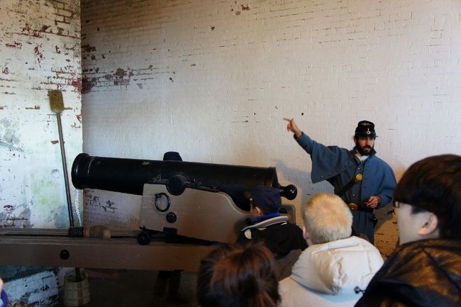 ④３０日　　「Aicatraz」<br /><br />島内には有料ツアーとか有るんでしょうね。<br /><br />私達は日本語ヘッドホンを借りてＧＯ！