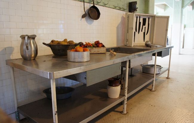 ④３０日　　「Aicatraz」<br /><br />調理場です<br /><br />結構広い