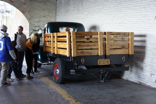 ④３０日　　「Aicatraz」<br /><br />島は結構坂道も多いのと広いので<br /><br />物資はこのトラックで運んでいたのかな