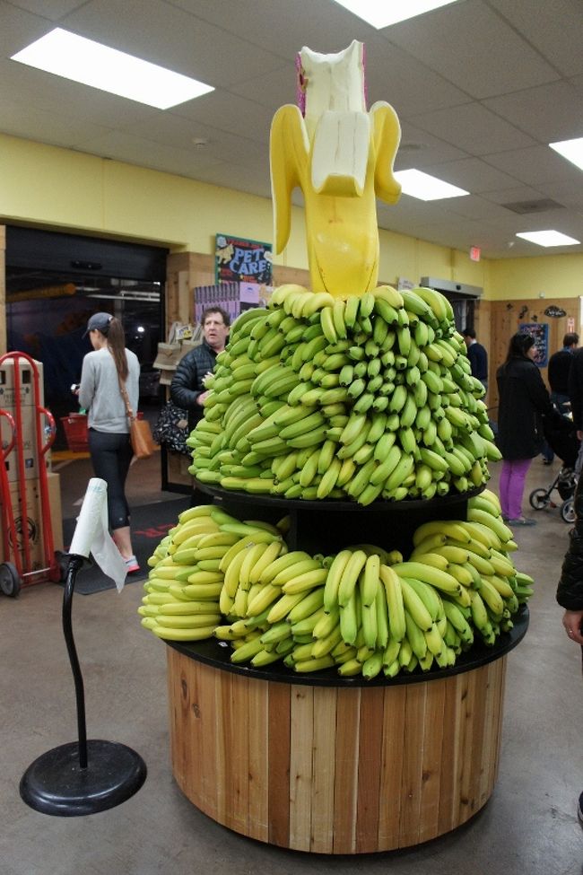 ⑤３１日　　「Fisherman's Wharf」<br /><br /><br />かと思い気や<br /><br /><br />「バナナいかが？」