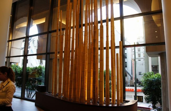 ⑦　　２日「Hotel」<br /><br />ホテルフロントには「バンブー」<br /><br />お洒落～