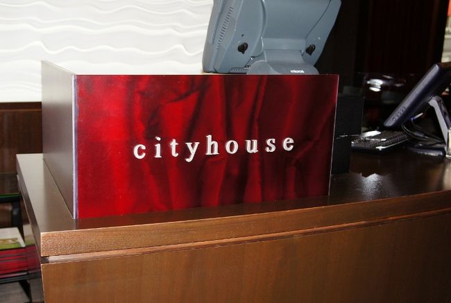 ⑦　　２日「Hotel」16：31<br /><br /><br />北米最後のディナーの予約をします<br /><br />ホテル内のステーキハウス<br /><br />「City house」