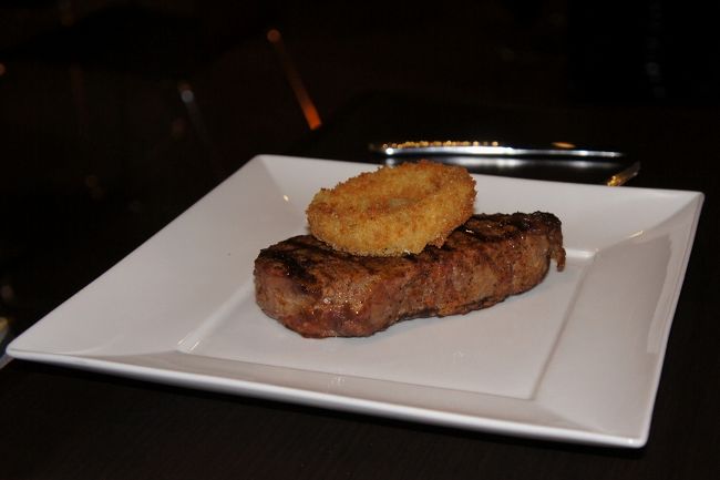 ⑦　　２日「Steak」<br /><br />こちらが奥さんが頼んだ　ＮＹステーキ
