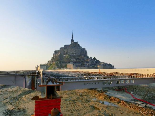 新しい橋を作成中です