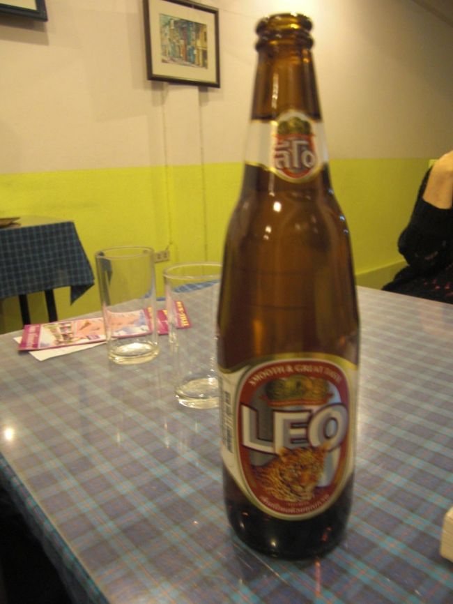 チェンマイに着いたのでとりあえずビールを（笑）