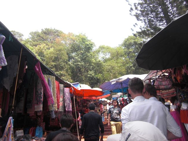 ワット・プラ・タート・ドーイ・ステープ