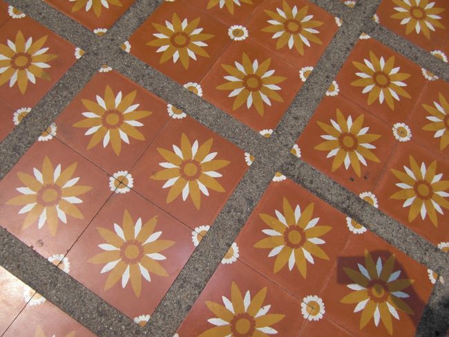 土足厳禁でもこのタイルなら許せるね☆